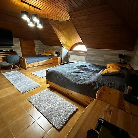 Füle-müle élményház